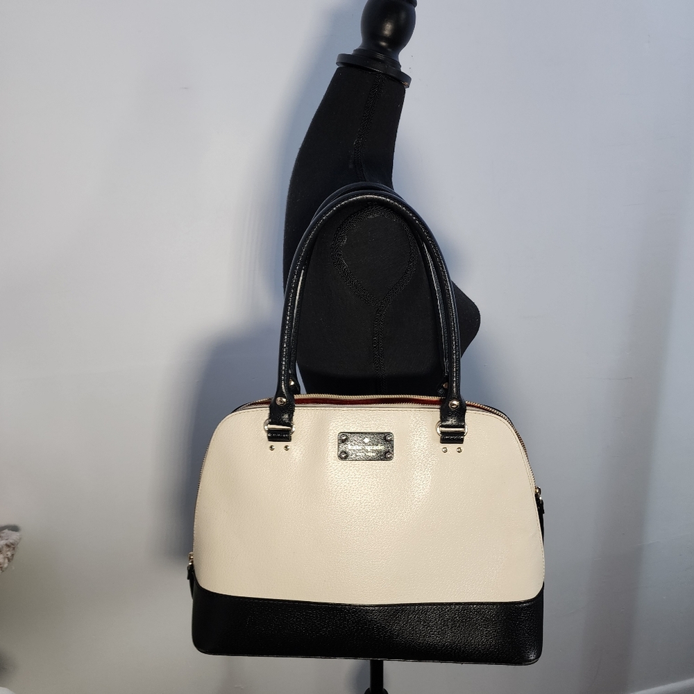 Kate Spade Black and White Satchel with Classic Design - Picture 13 of 16